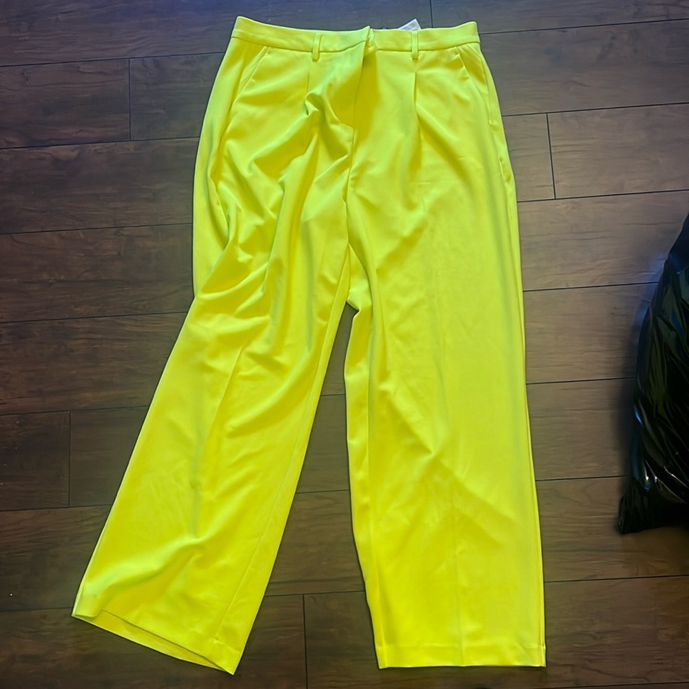 Vero Moda. Bright Neon Yellow pleated pants